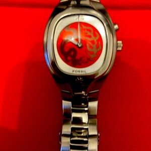 Fossil "Big Tic: Red Dragon" Fire-breathing Watch - Animated dragon